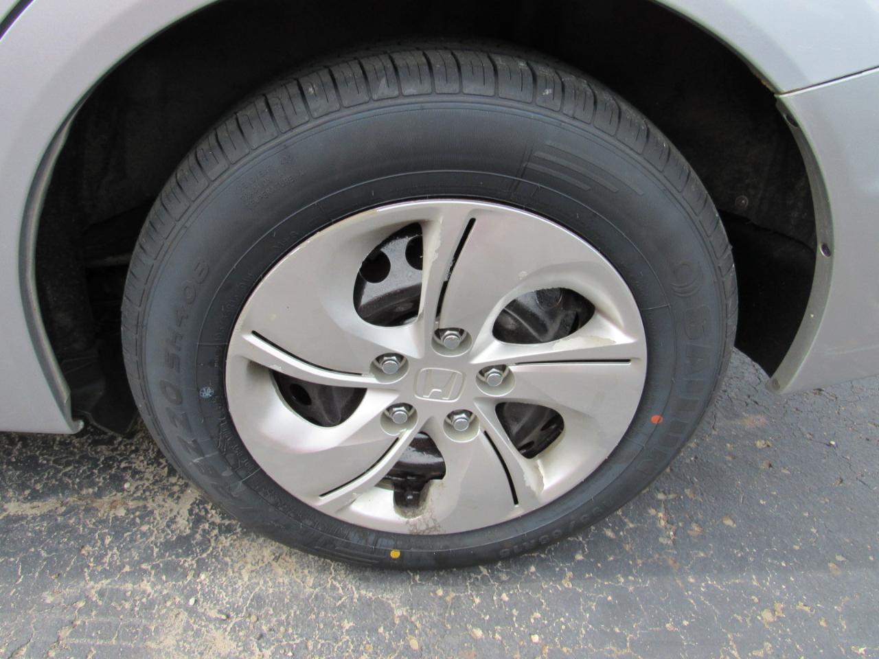 Honda Civic Sedan 4dr CVT LX 2015