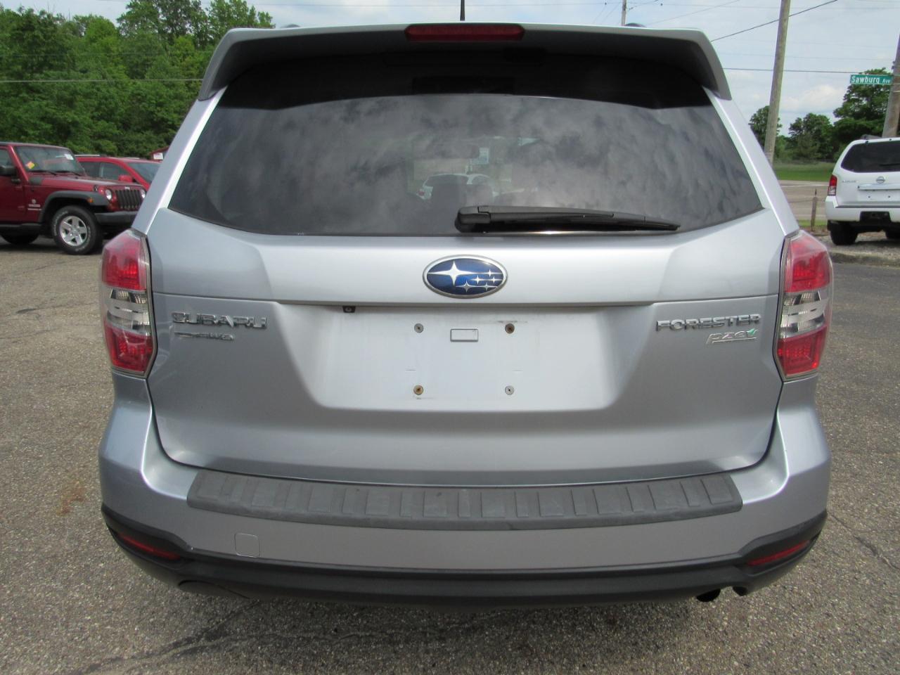 Subaru Forester 4dr Auto 2.5i Touring PZEV 2014