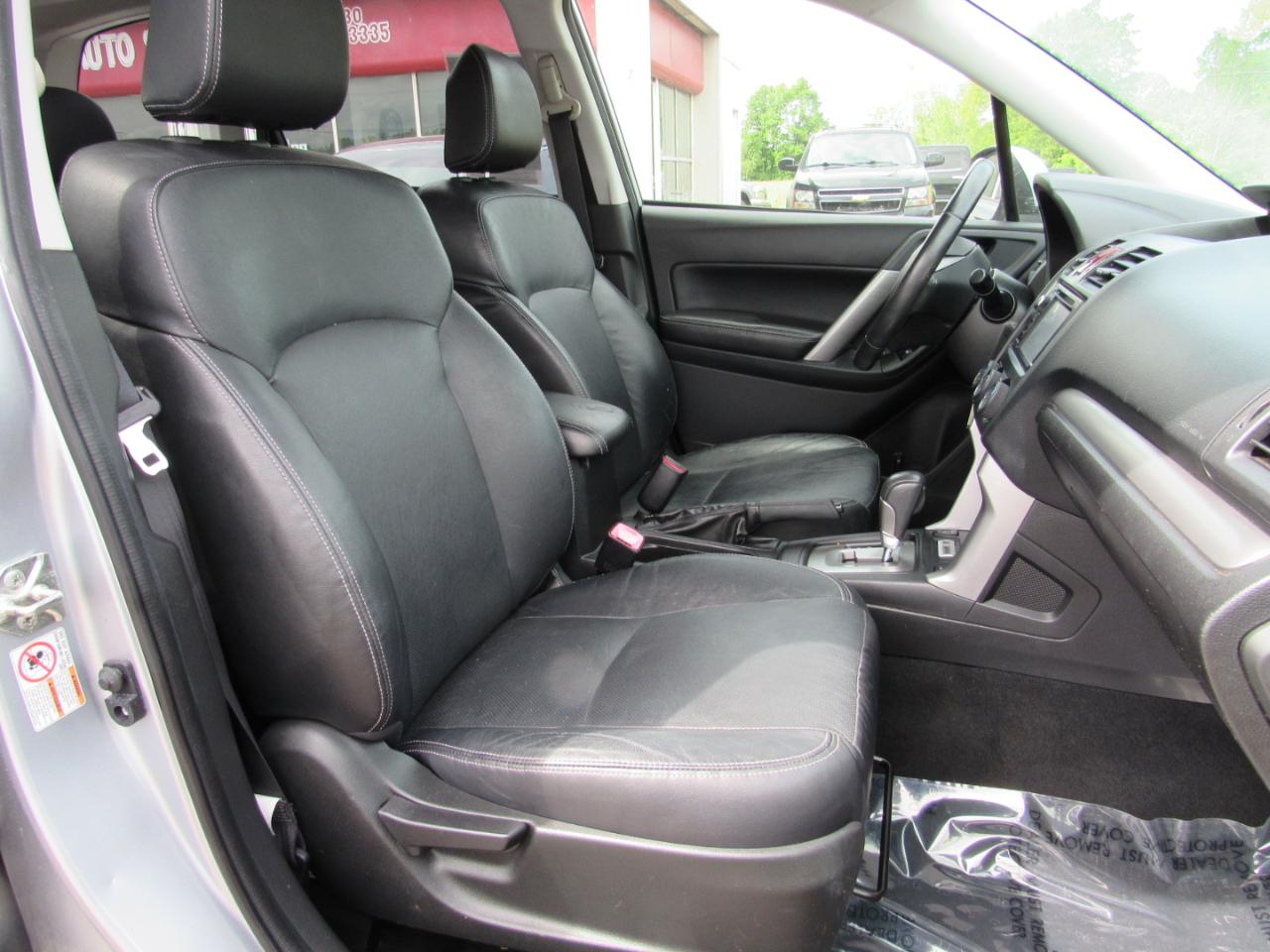 Subaru Forester 4dr Auto 2.5i Touring PZEV 2014