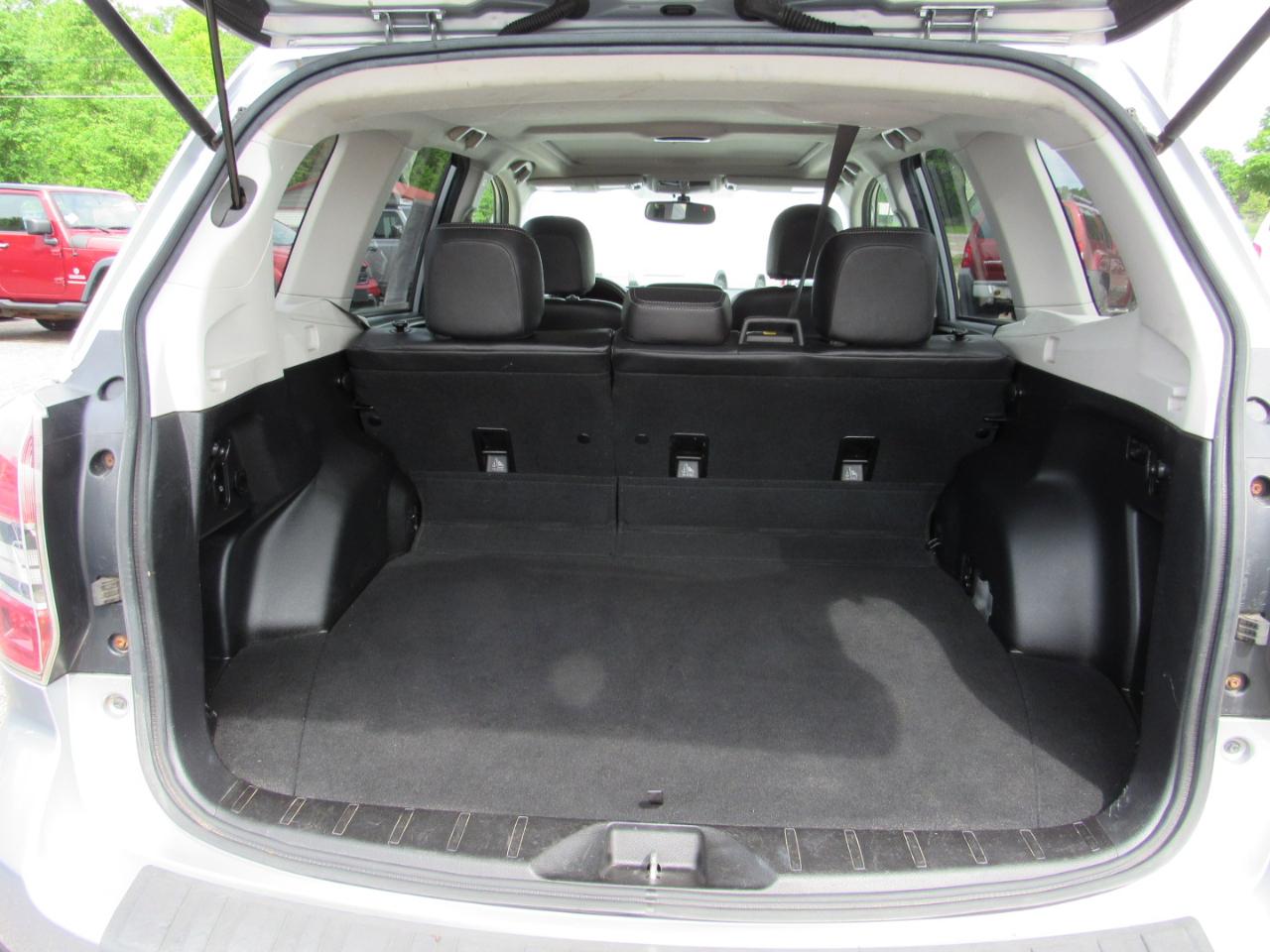 Subaru Forester 4dr Auto 2.5i Touring PZEV 2014