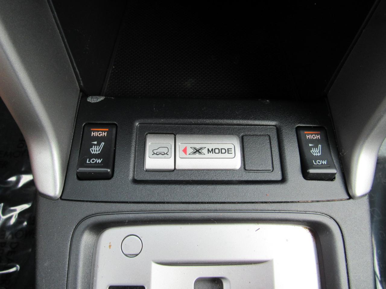 Subaru Forester 4dr Auto 2.5i Touring PZEV 2014