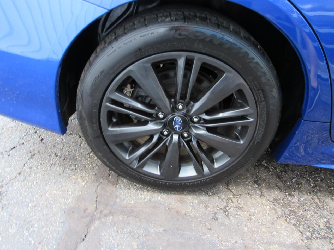 Subaru WRX 4dr Sdn CVT Limited 2015