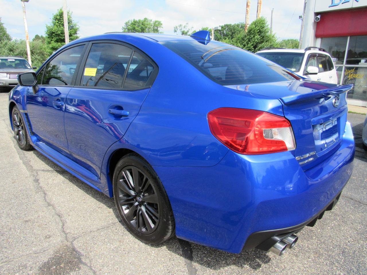 Subaru WRX 4dr Sdn CVT Limited 2015