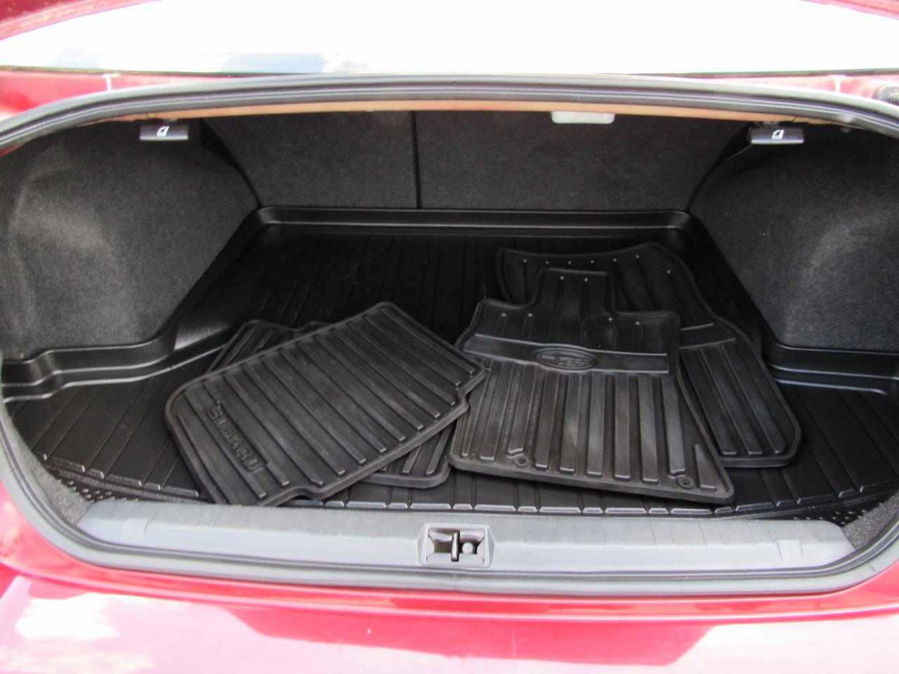 Subaru Legacy 4dr Sdn H6 Auto 3.6R Limited 2012