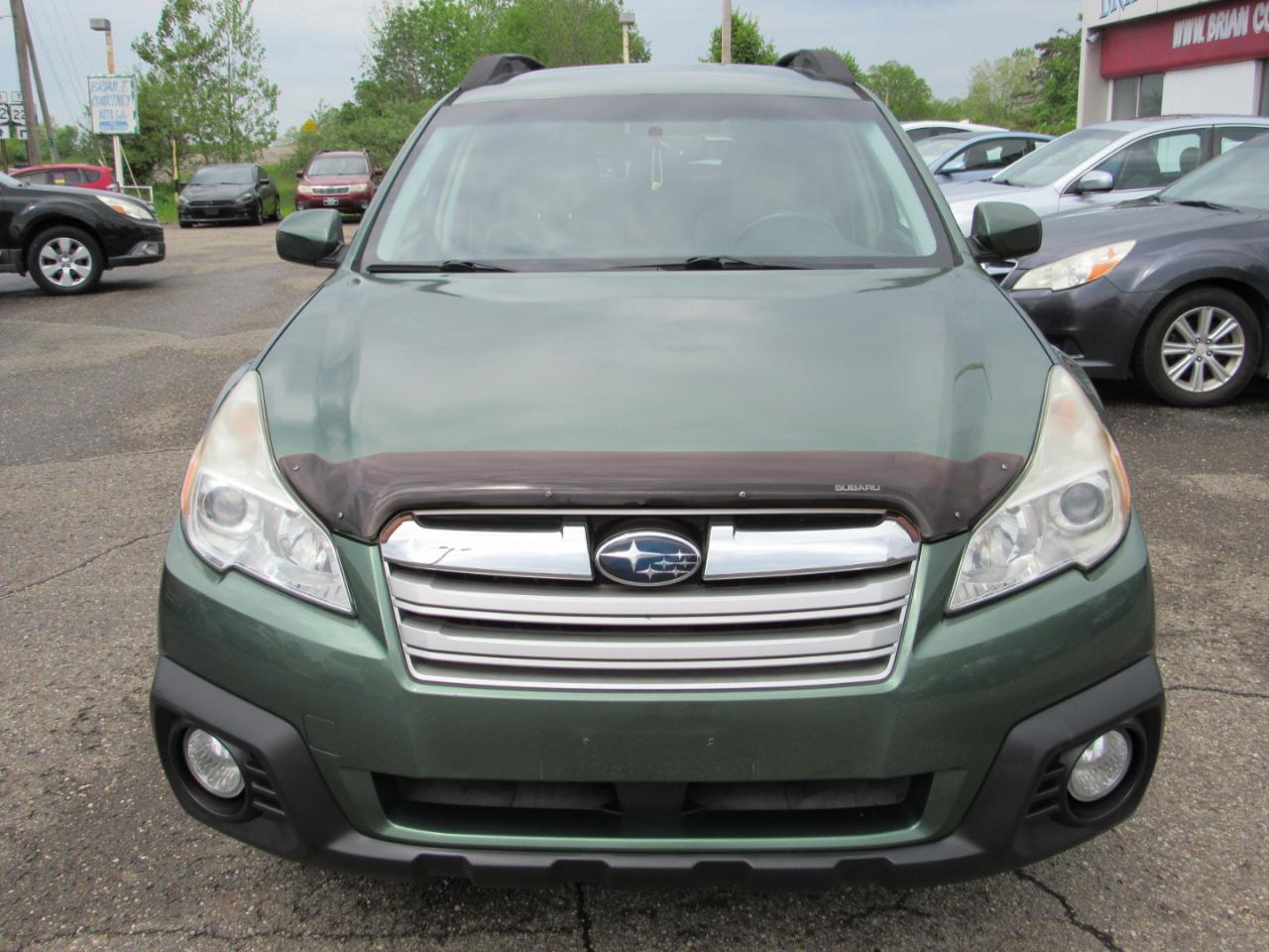 Subaru Outback 4dr Wgn H4 Auto 2.5i Premium 2013