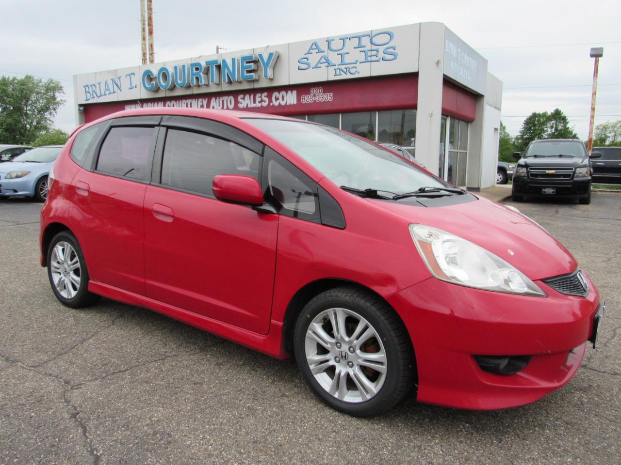 Honda Fit 5dr HB Auto Sport 2011