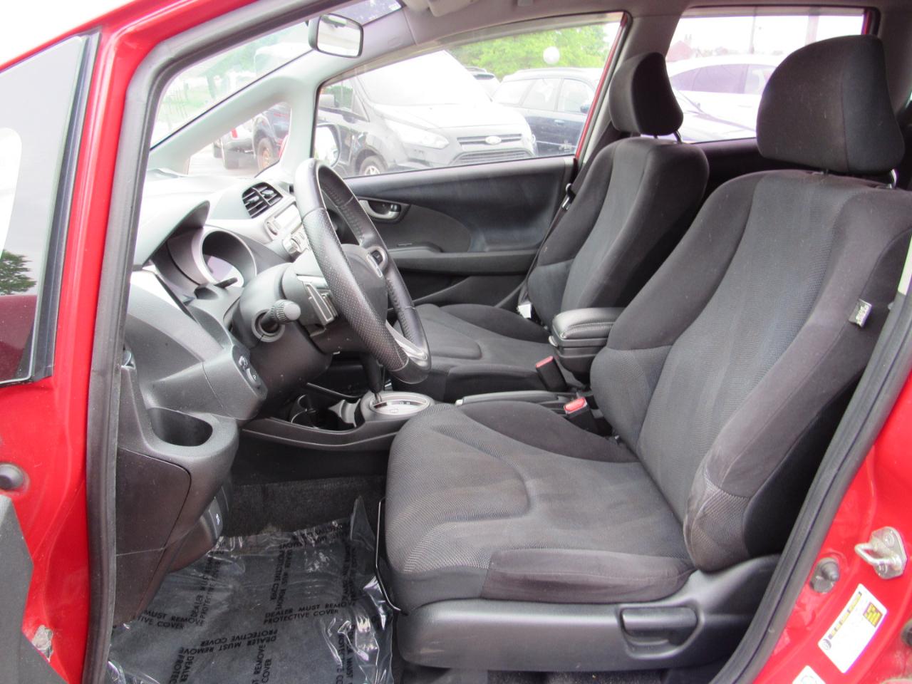 Honda Fit 5dr HB Auto Sport 2011