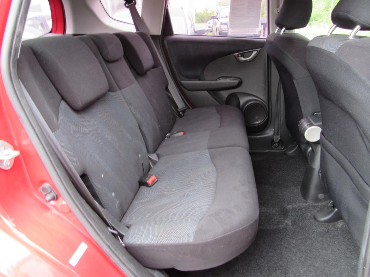 Honda Fit 5dr HB Auto Sport 2011