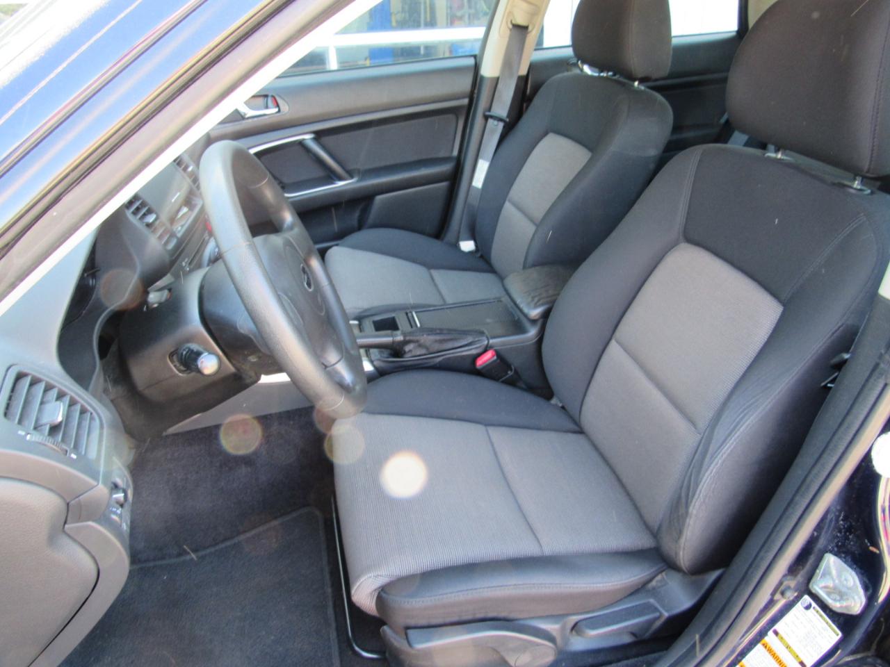 Subaru Legacy Wagon (Natl) 2.5i Manual 2005