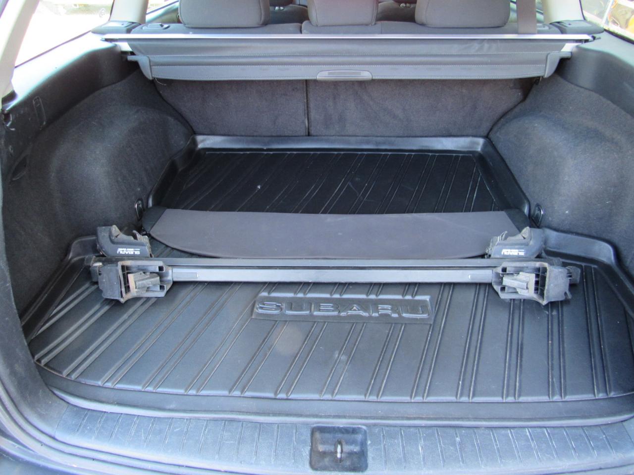Subaru Legacy Wagon (Natl) 2.5i Manual 2005