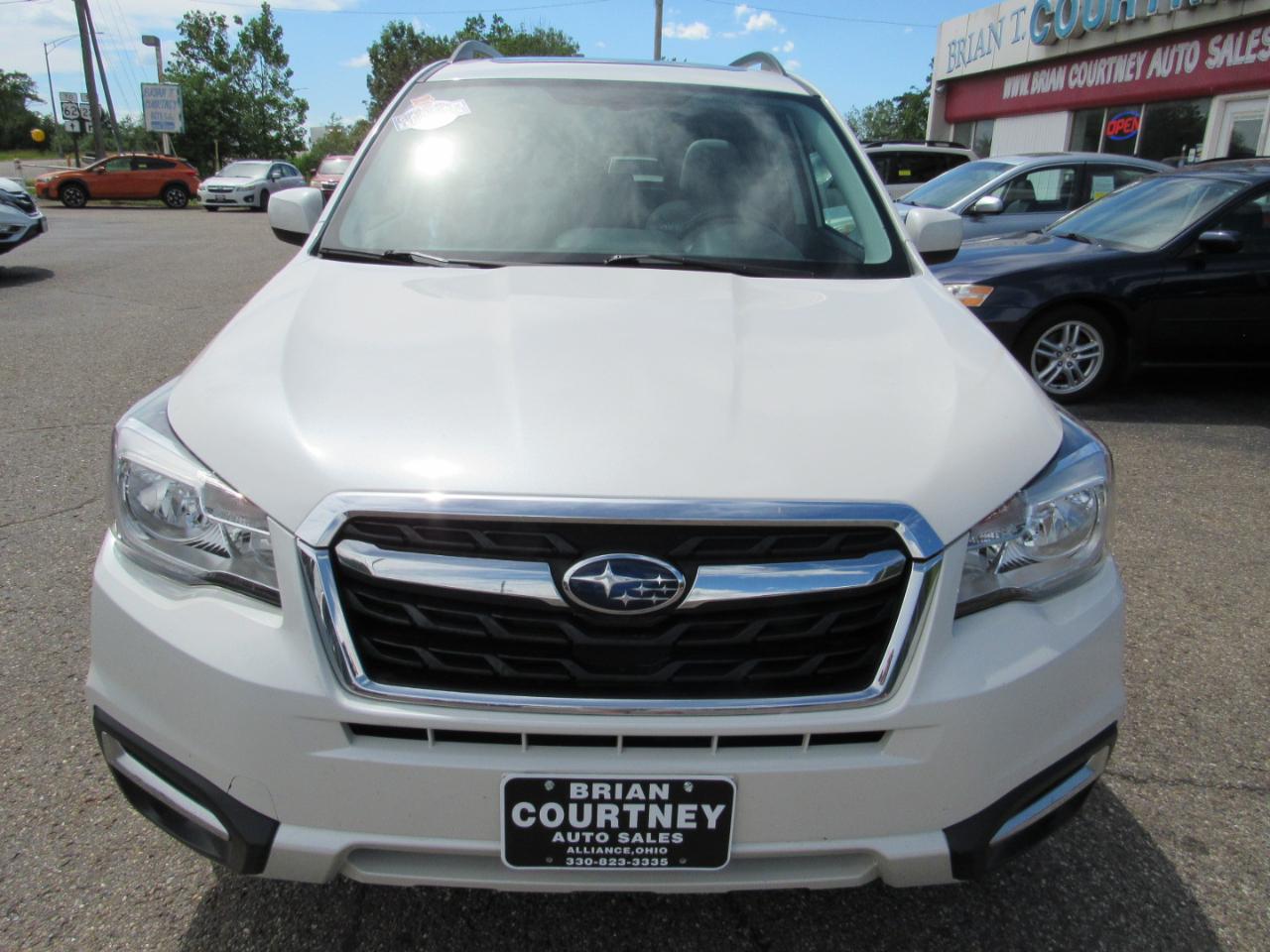 Subaru Forester 2.5i Limited CVT 2017