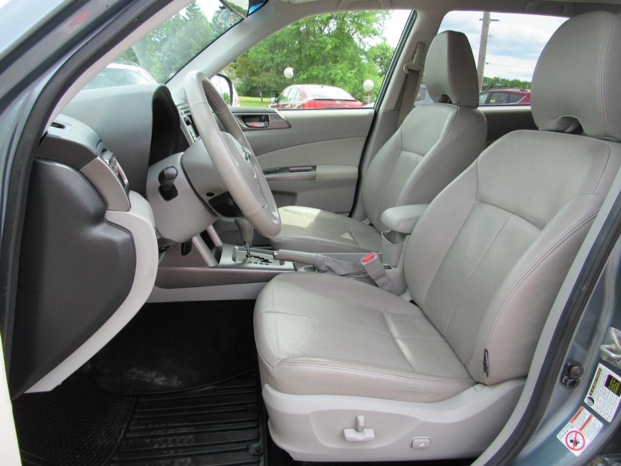 Subaru Forester 4dr Auto 2.5X Limited 2013