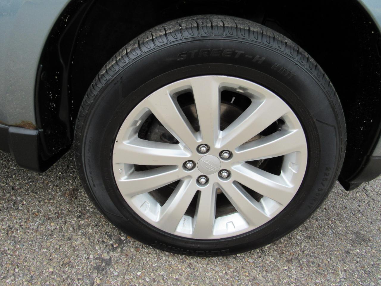 Subaru Forester 4dr Auto 2.5X Limited 2013