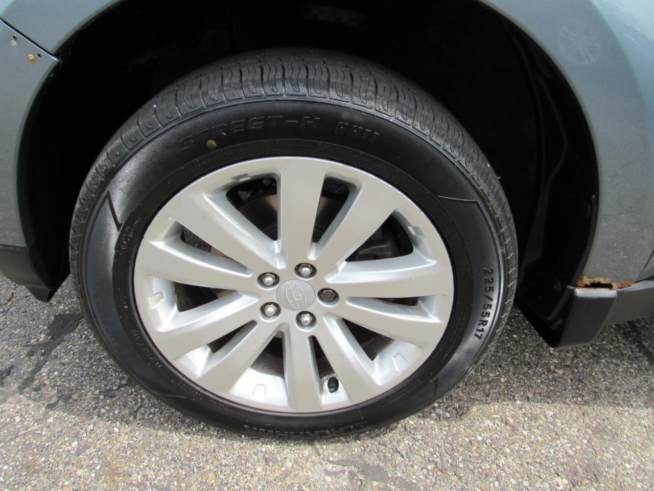 Subaru Forester 4dr Auto 2.5X Limited 2013
