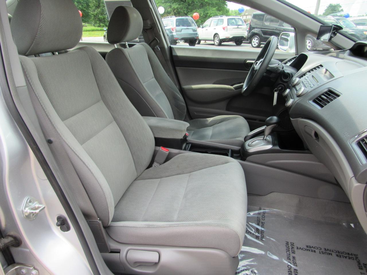 Honda Civic Sdn 4dr Auto LX 2011