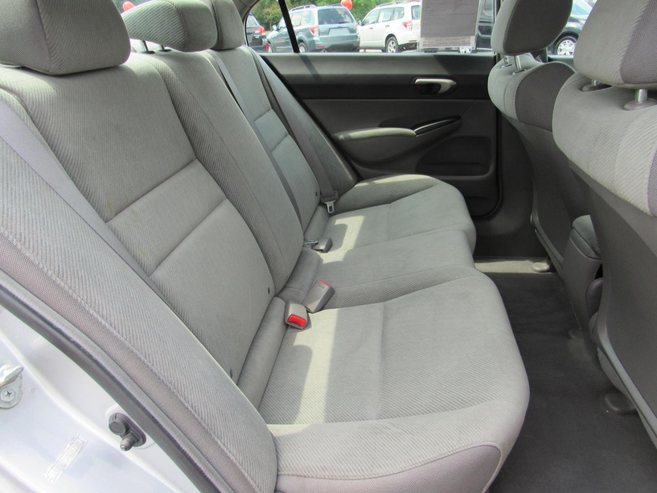 Honda Civic Sdn 4dr Auto LX 2011