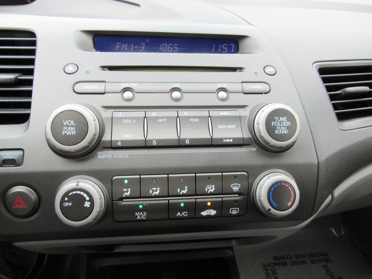 Honda Civic Sdn 4dr Auto LX 2011