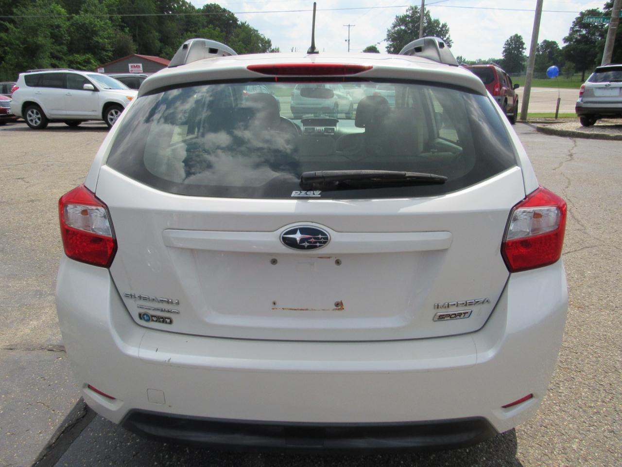 Subaru Impreza Wagon 5dr Auto 2.0i Sport Premium 2013