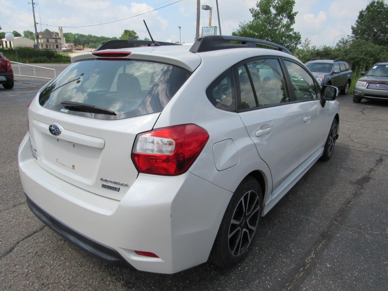 Subaru Impreza Wagon 5dr Auto 2.0i Sport Premium 2013