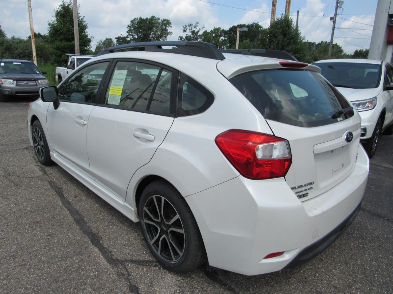 Subaru Impreza Wagon 5dr Auto 2.0i Sport Premium 2013