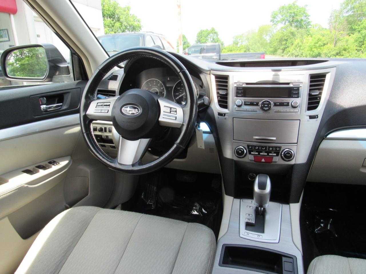 Subaru Outback 4dr Wgn H4 Auto 2.5i Prem 2011