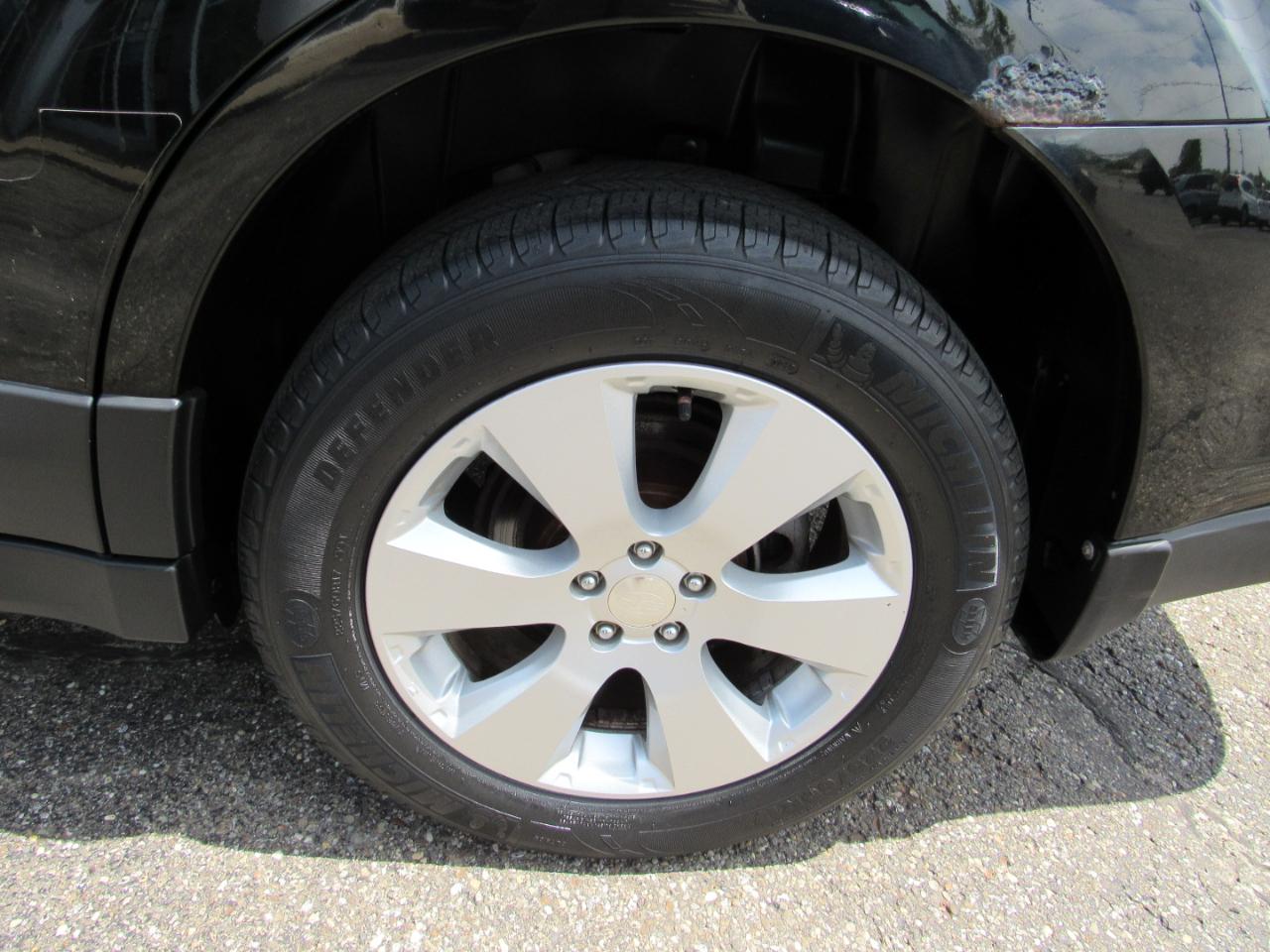 Subaru Outback 4dr Wgn H4 Auto 2.5i Prem 2011
