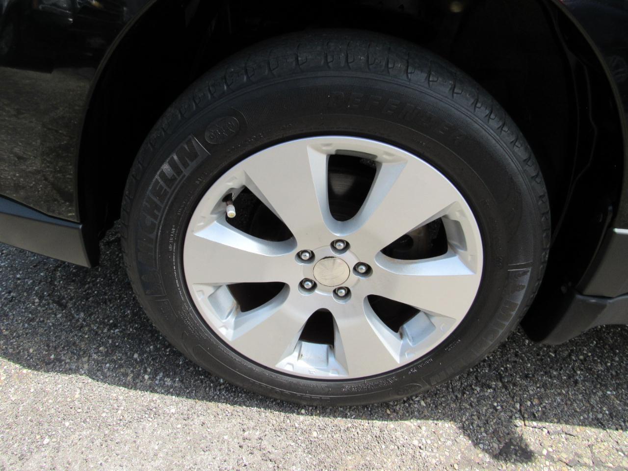 Subaru Outback 4dr Wgn H4 Auto 2.5i Prem 2011