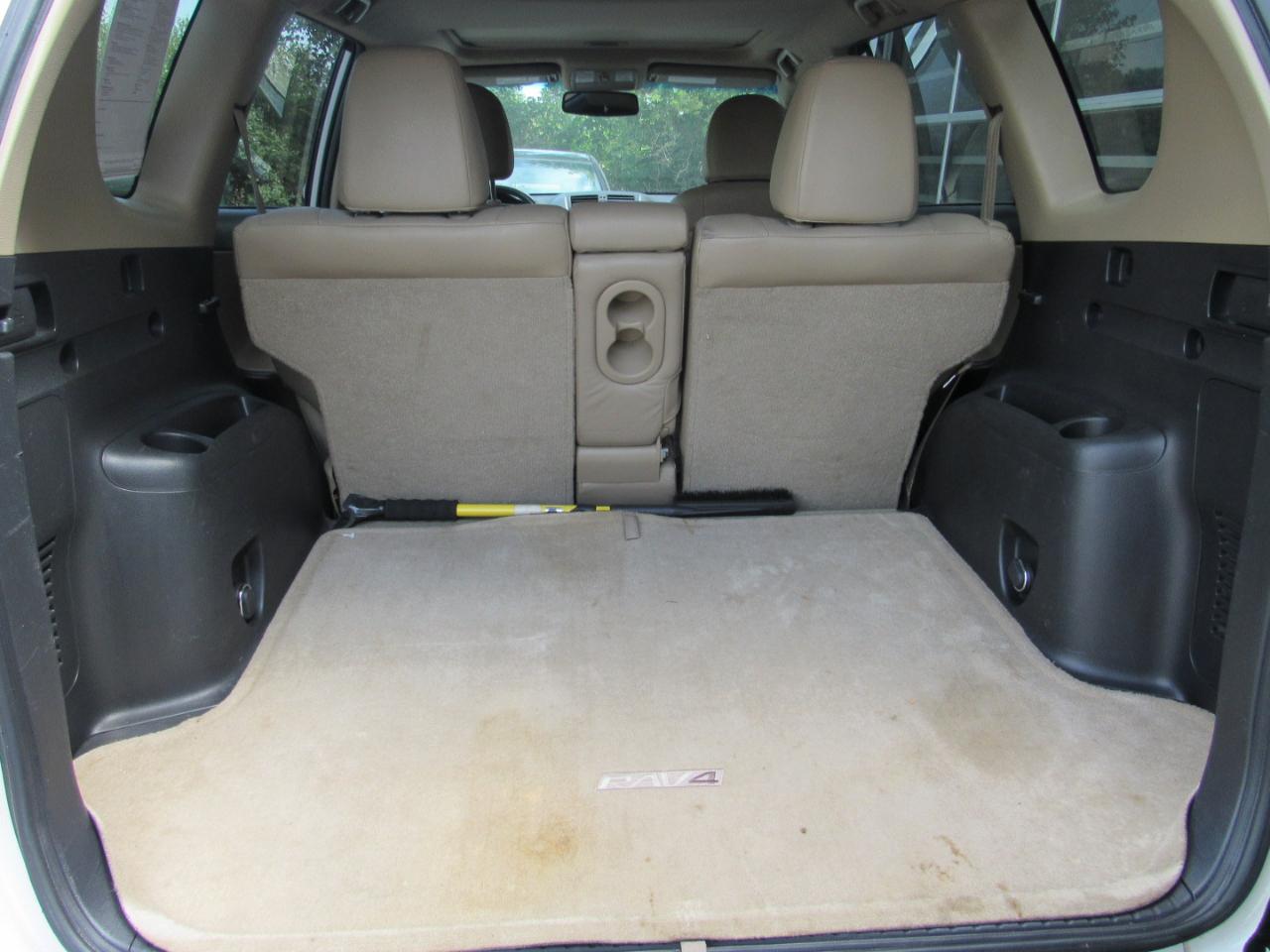 Toyota RAV4 4WD 4dr I4 Limited (Natl) 2012