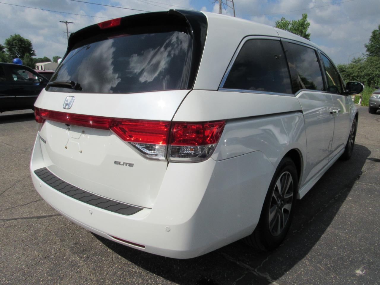 Honda Odyssey 5dr Touring Elite 2016