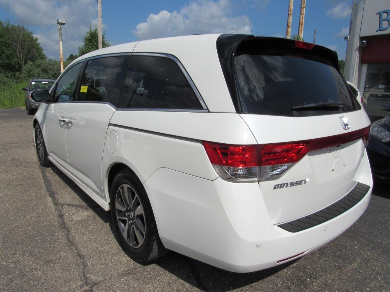 Honda Odyssey 5dr Touring Elite 2016