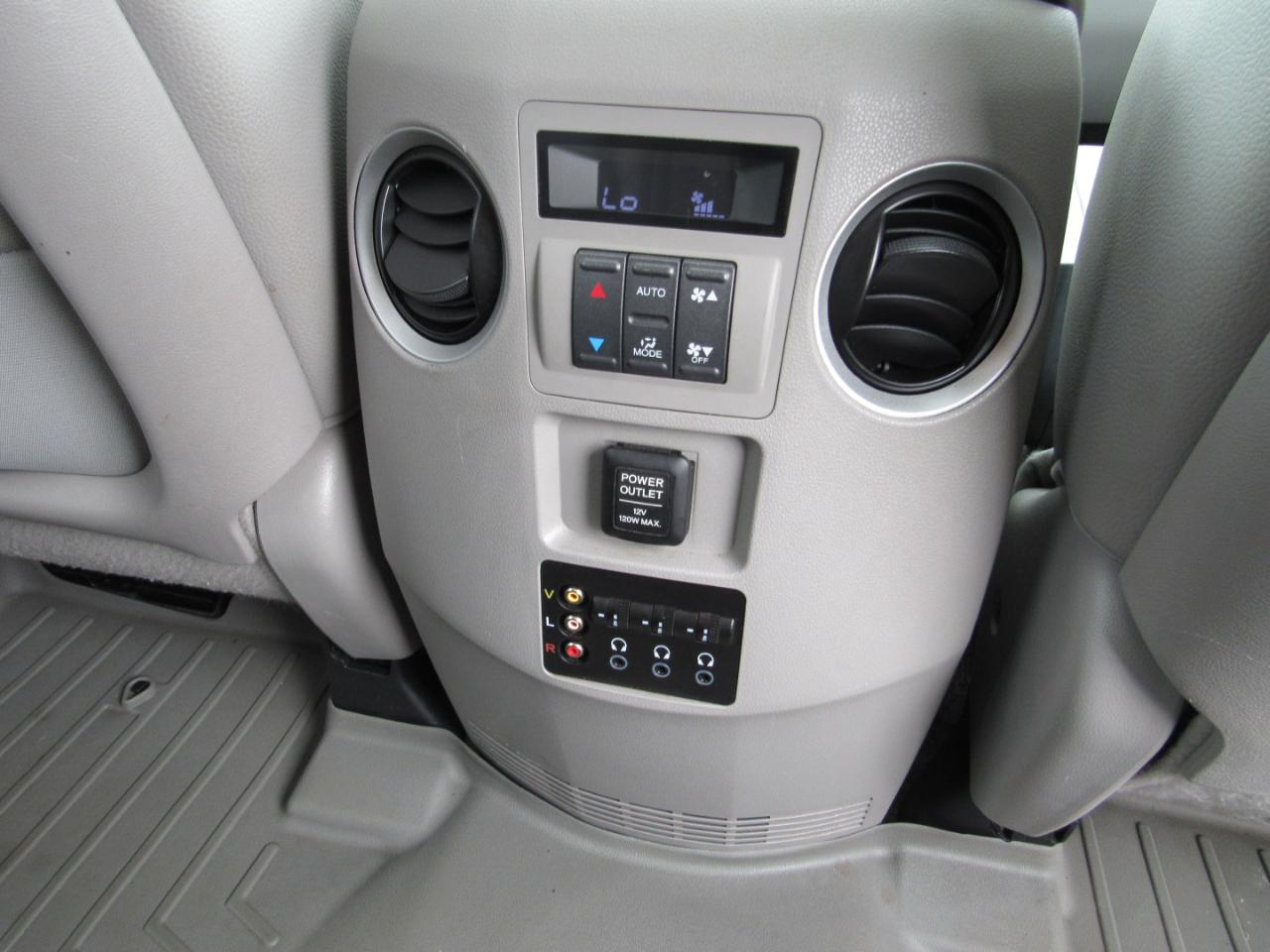 Honda Pilot 4WD 4dr Touring w/RES & Navi 2014