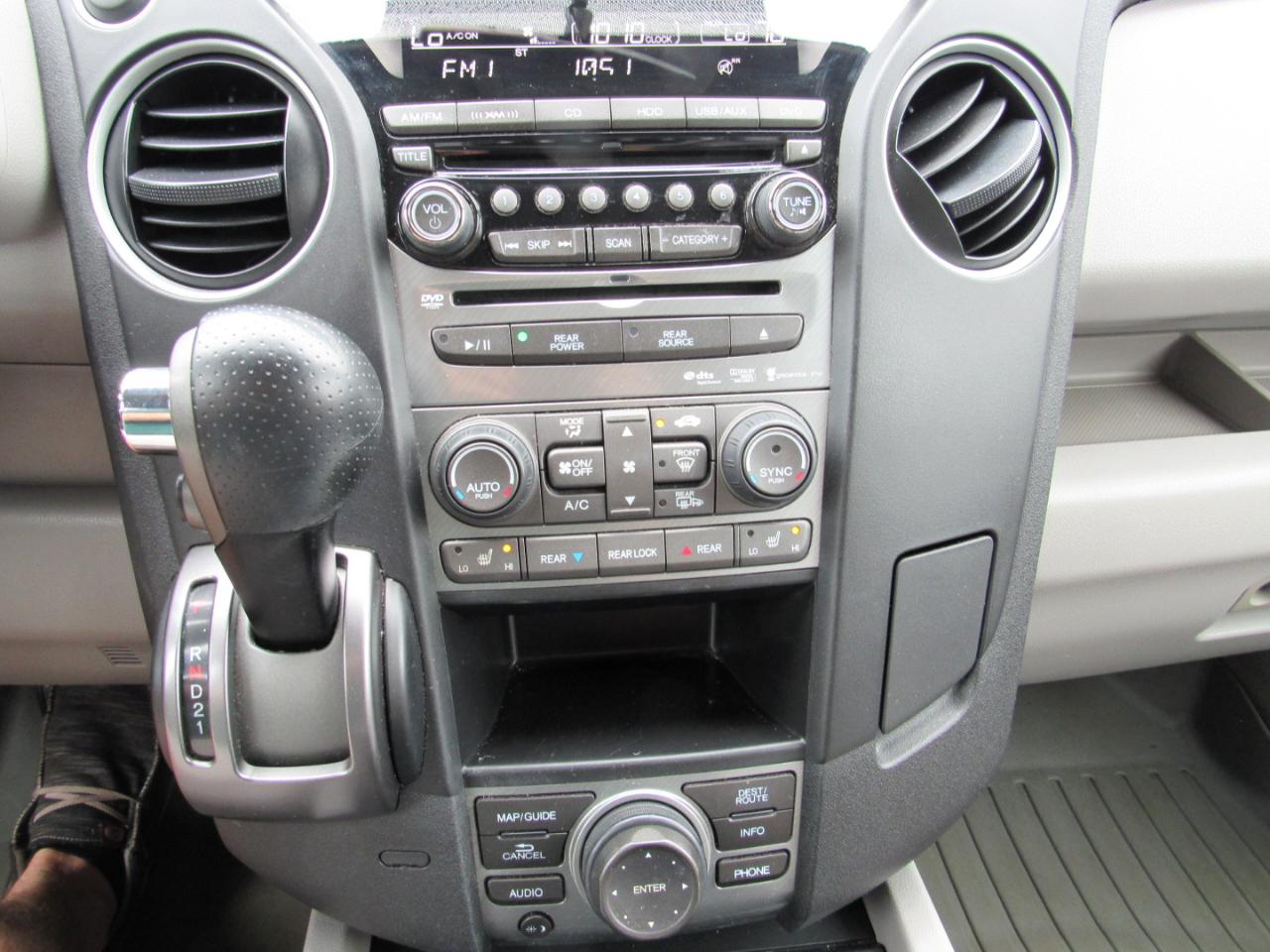 Honda Pilot 4WD 4dr Touring w/RES & Navi 2014