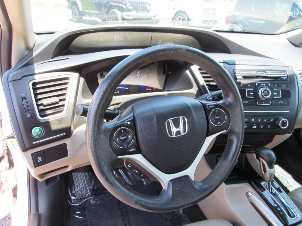 Honda Civic Sedan 4dr CVT LX 2015