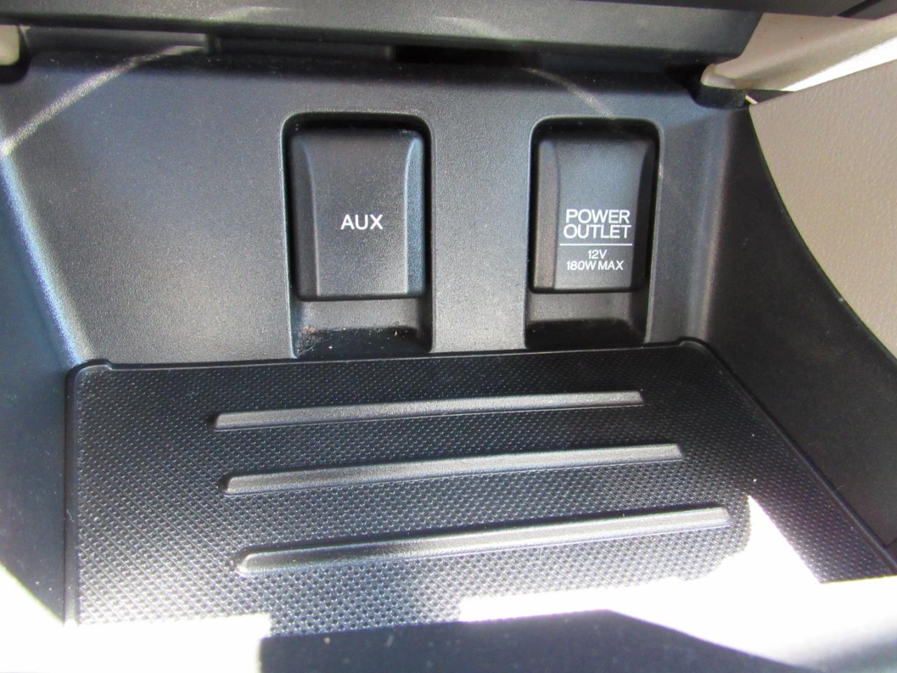 Honda Civic Sedan 4dr CVT LX 2015