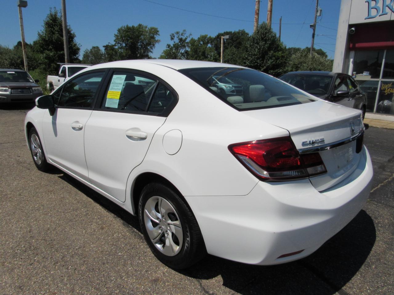 Honda Civic Sedan 4dr CVT LX 2015