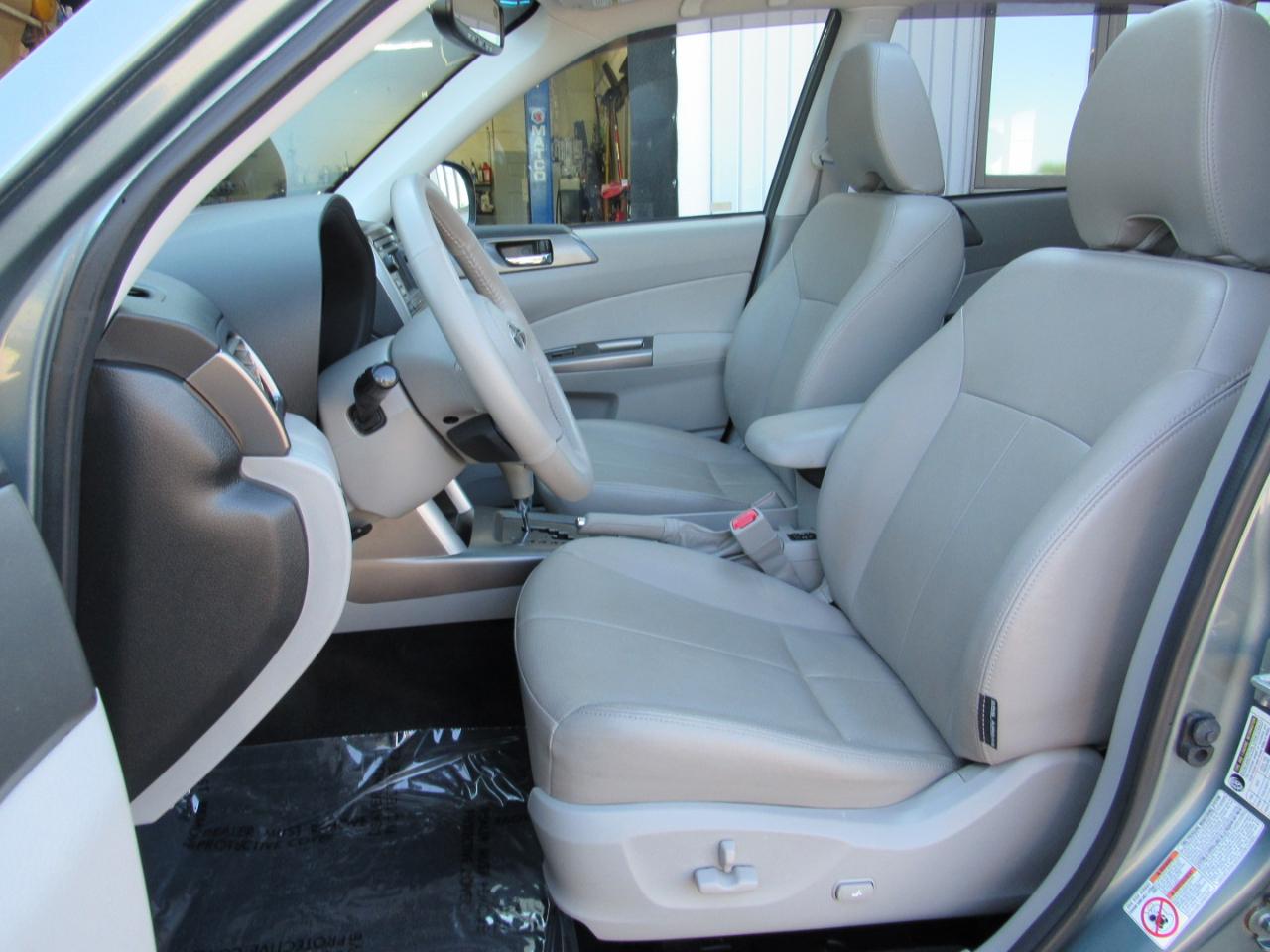 Subaru Forester 4dr Auto 2.5X Touring 2012