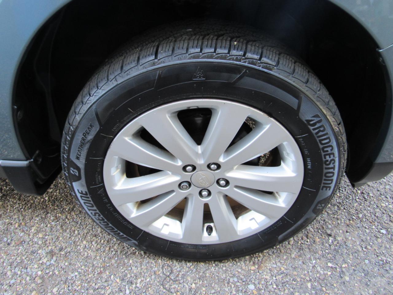 Subaru Forester 4dr Auto 2.5X Touring 2012
