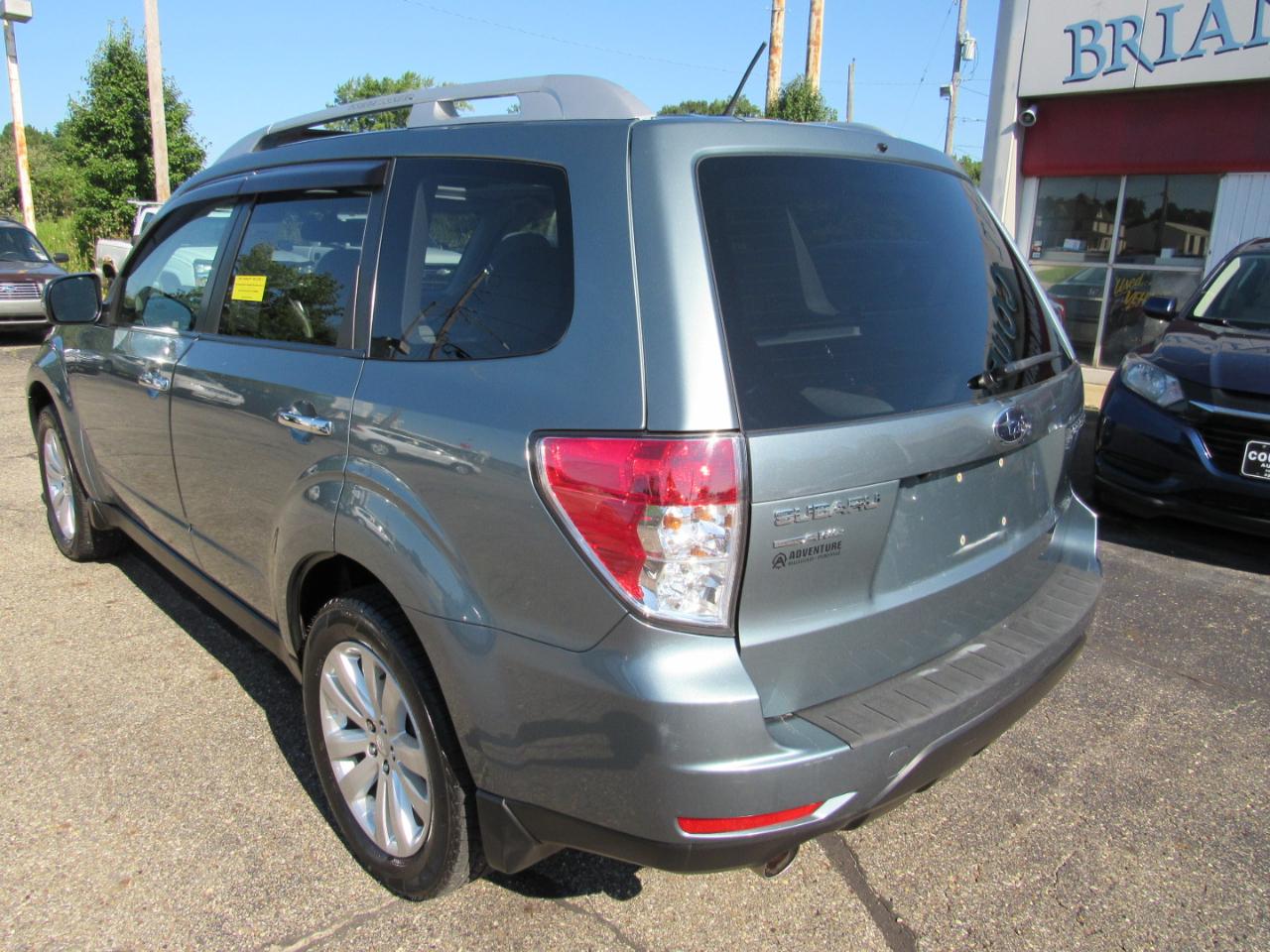 Subaru Forester 4dr Auto 2.5X Touring 2012
