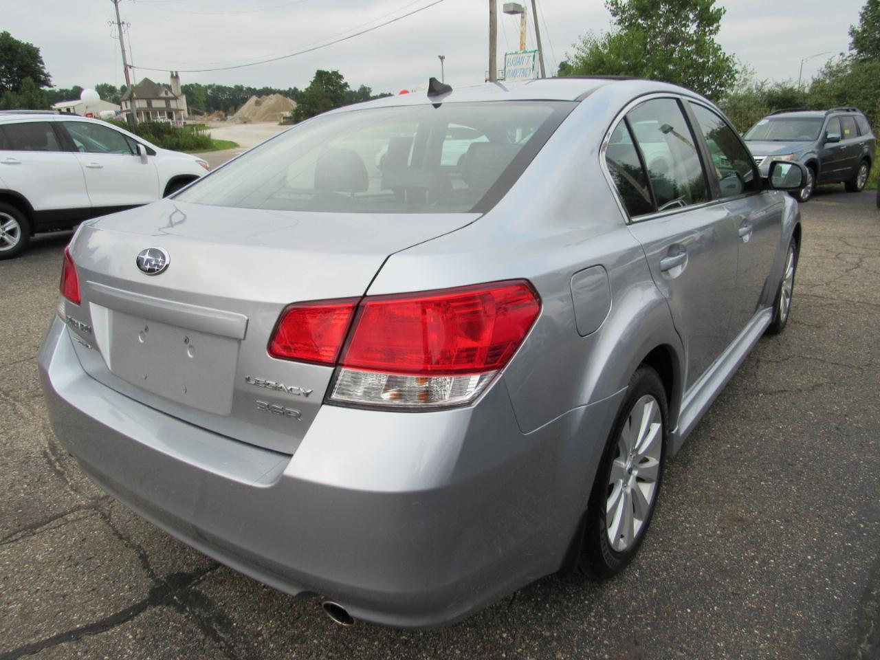 Subaru Legacy 4dr Sdn H6 Auto 3.6R Limited 2012