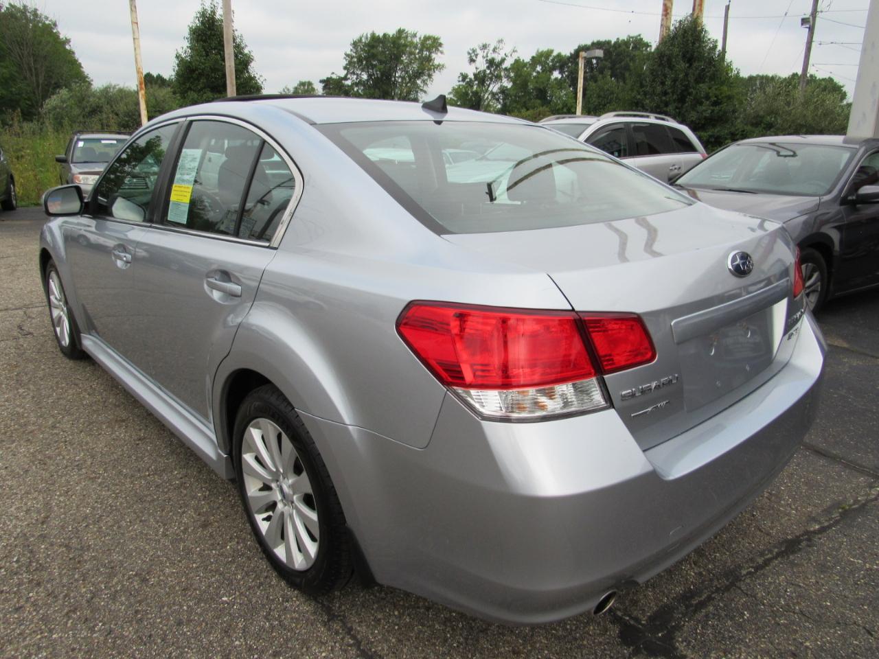 Subaru Legacy 4dr Sdn H6 Auto 3.6R Limited 2012