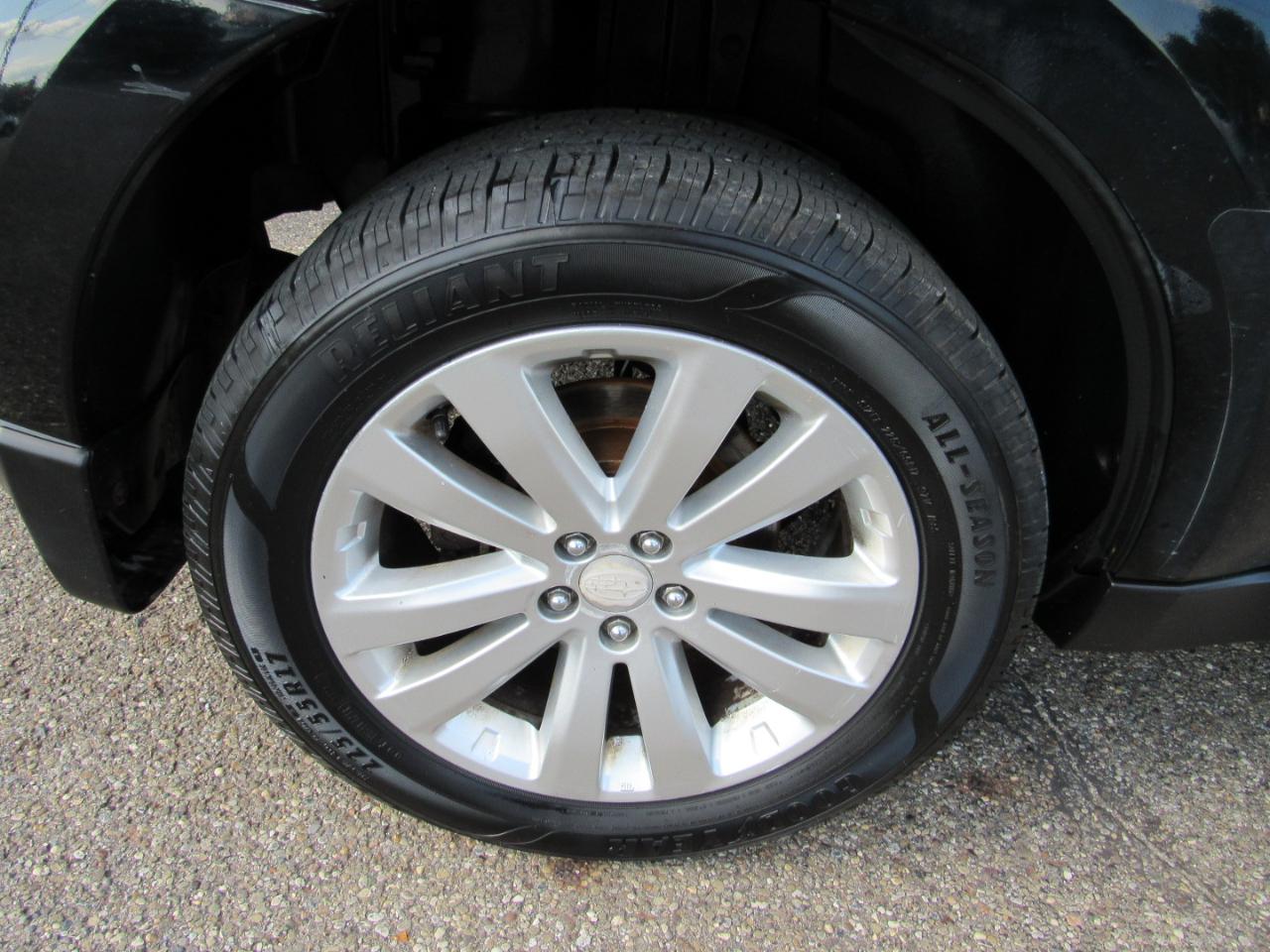 Subaru Forester 4dr Auto 2.5X Premium 2012