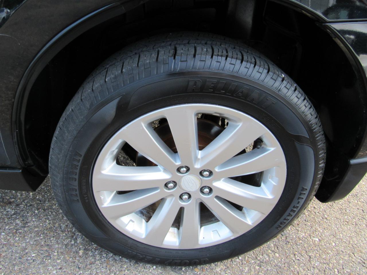 Subaru Forester 4dr Auto 2.5X Premium 2012