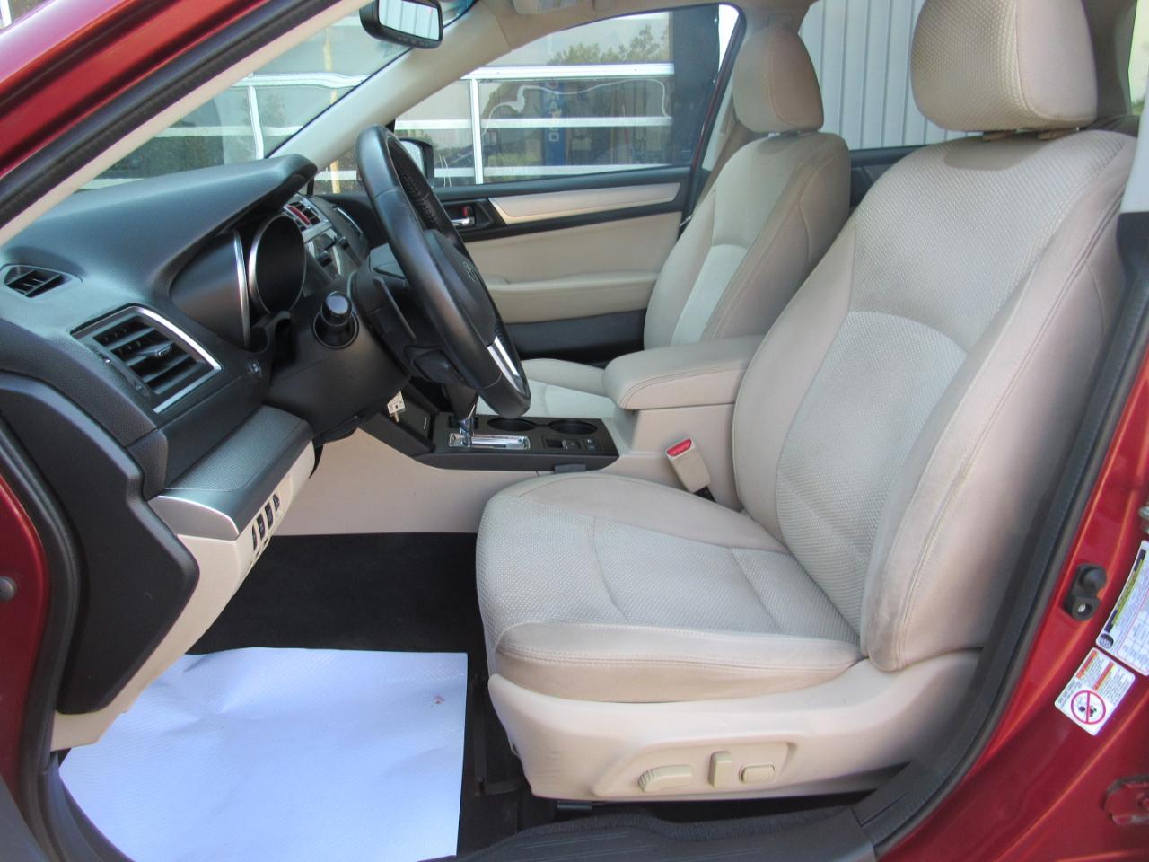 Subaru Outback 4dr Wgn 2.5i Premium PZEV 2016