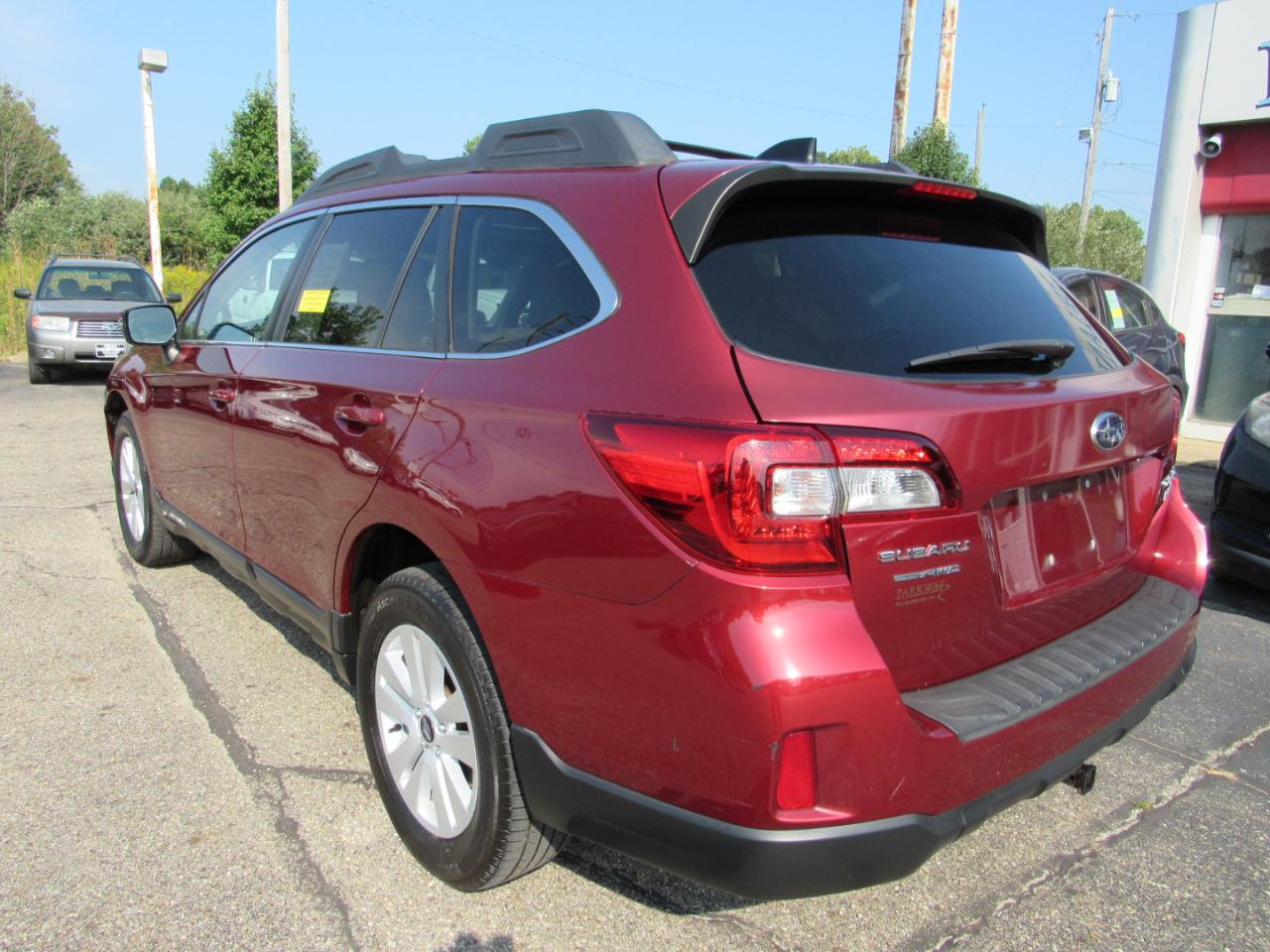 Subaru Outback 4dr Wgn 2.5i Premium PZEV 2016