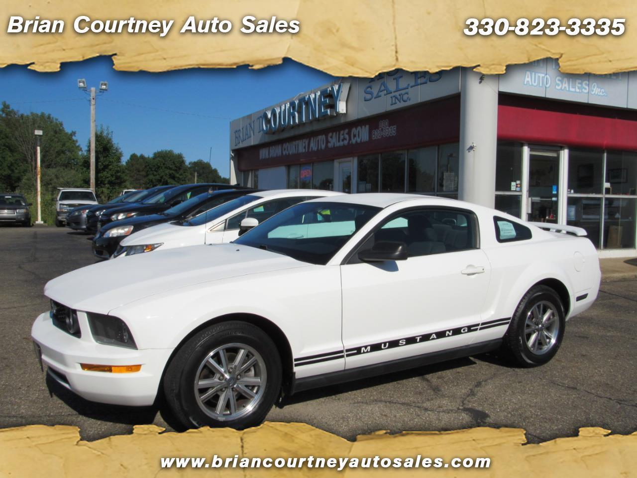 2005 Ford Mustang 2dr Cpe Deluxe