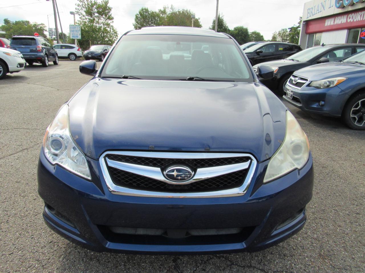 Subaru Legacy 4dr Sdn H4 Auto 2.5i Limited Moon 2010