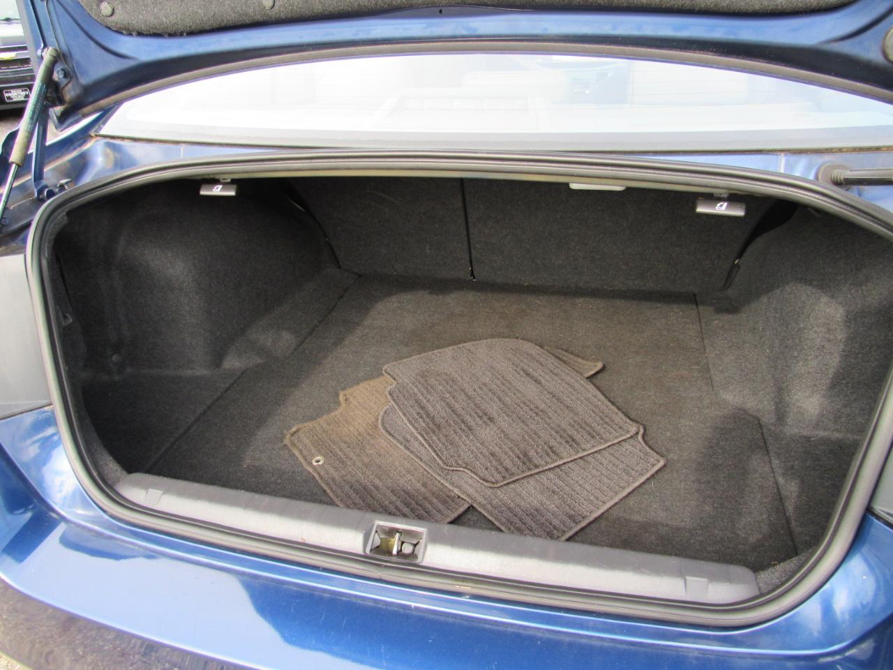 Subaru Legacy 4dr Sdn H4 Auto 2.5i Limited Moon 2010