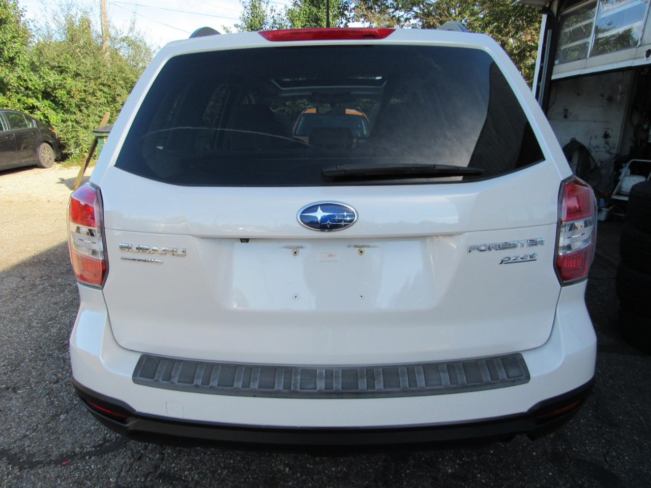 Subaru Forester 4dr CVT 2.5i Premium PZEV 2015