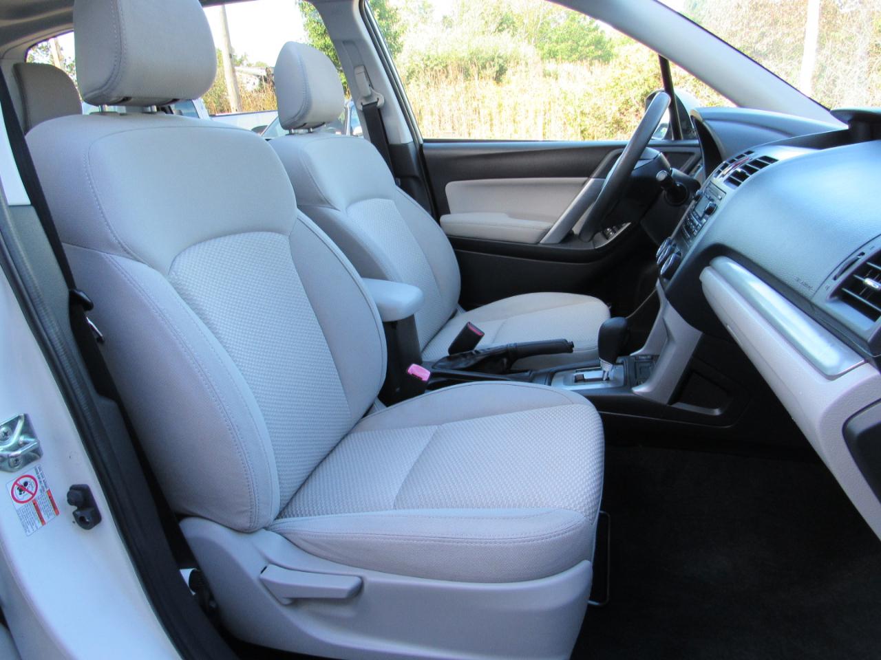 Subaru Forester 4dr CVT 2.5i Premium PZEV 2015