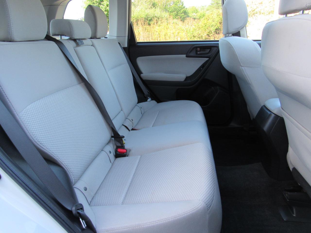 Subaru Forester 4dr CVT 2.5i Premium PZEV 2015